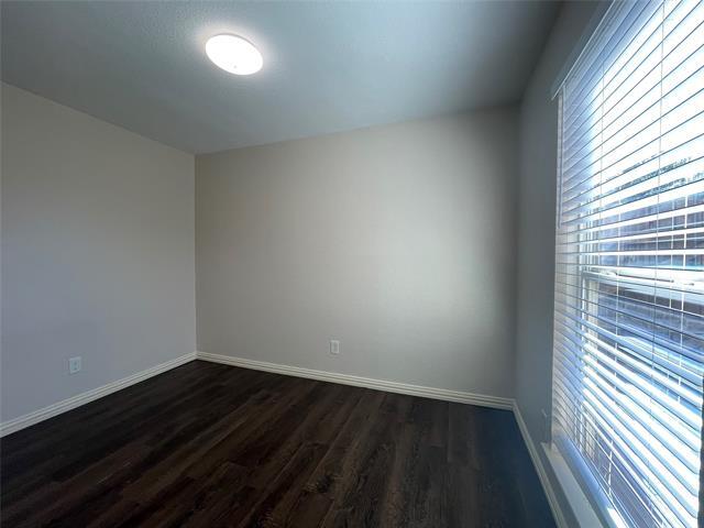 Building Photo - 5516 Lewis Ct