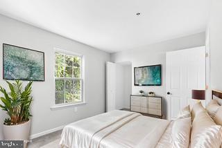 Building Photo - 238 E Gay St