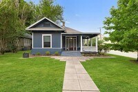 Building Photo - 5502 Victor St