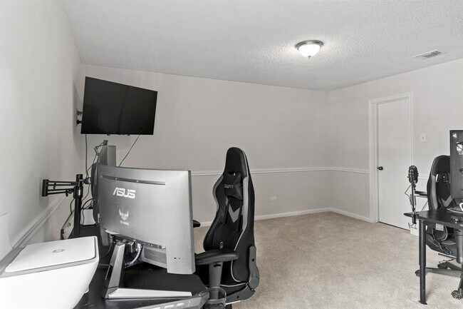 Building Photo - 14651 Via Del Norte Dr
