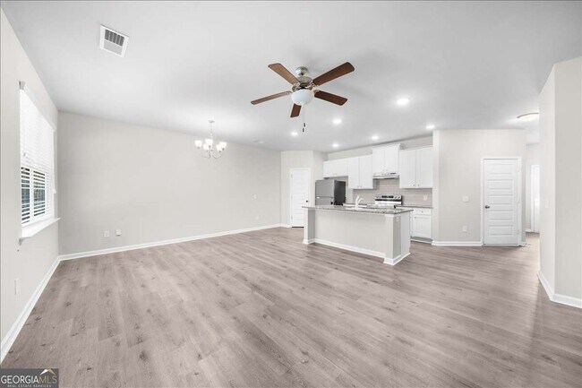 Building Photo - 109 Peterson St