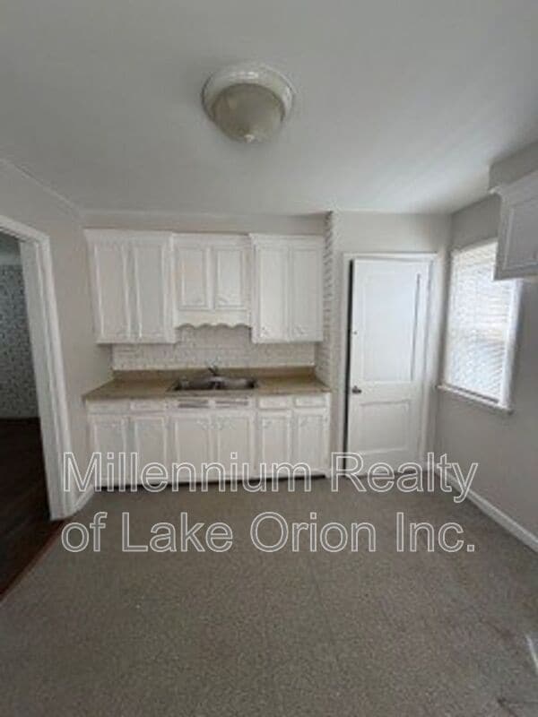 Building Photo - 17798 Eddon St