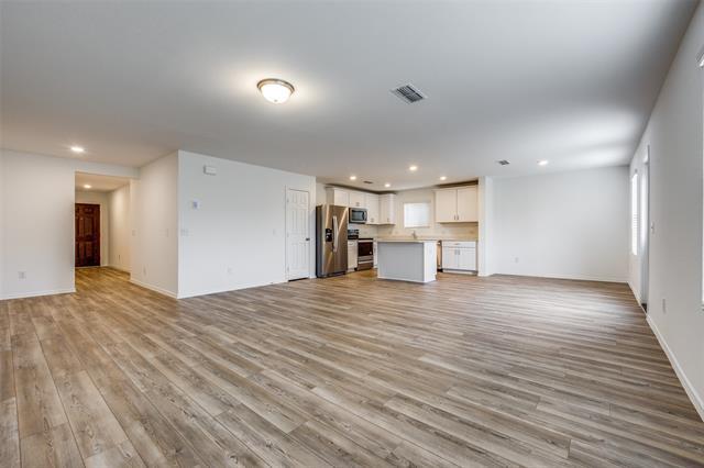 Building Photo - 858 Breakwater Dr