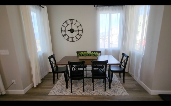 Building Photo - 3 Bedroom, 2.5 Bathroom with two car garage - Available 2/5/2025