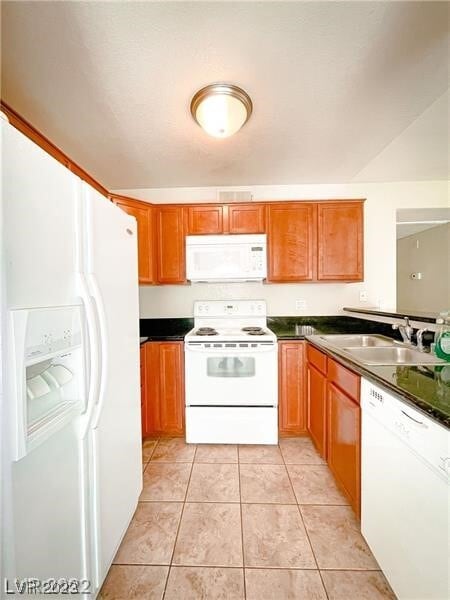 Building Photo - 9325 W Desert Inn Rd