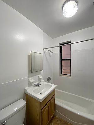 Building Photo - 1 bedroom in BRONX NY 10467