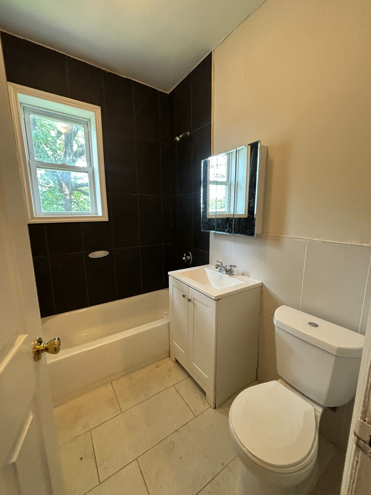 51 Summit Ave B3 - 56 Summit Ave