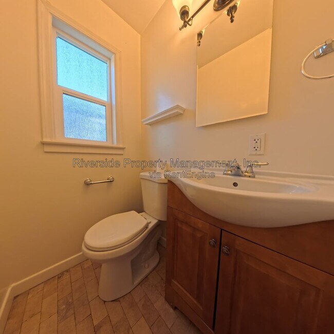 Building Photo - 4025 Terracina Dr