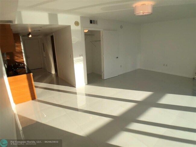 Building Photo - 50 Biscayne Blvd