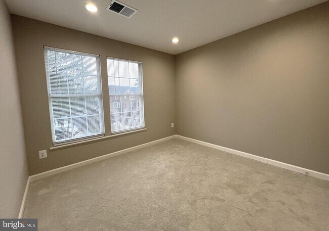 Building Photo - 2035 Madrillon Springs Ct