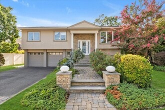 Building Photo - 817 Glenridge Ave