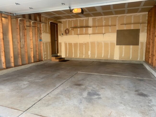 Building Photo - 13884 W 68th Dr