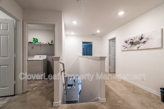 Building Photo - 10406 Labrado Dr