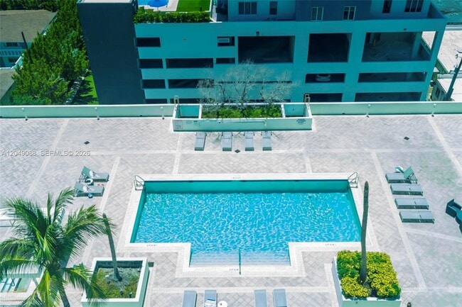 Building Photo - 140 S Dixie Hwy
