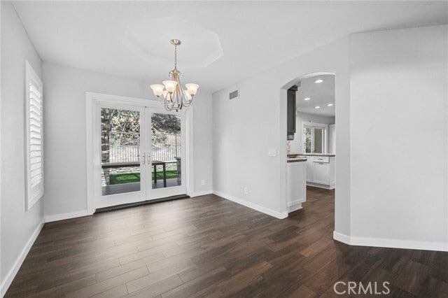 Building Photo - 29 Apache Dr