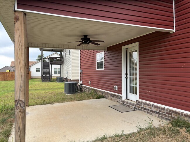 Building Photo - 235 Dugger Dr