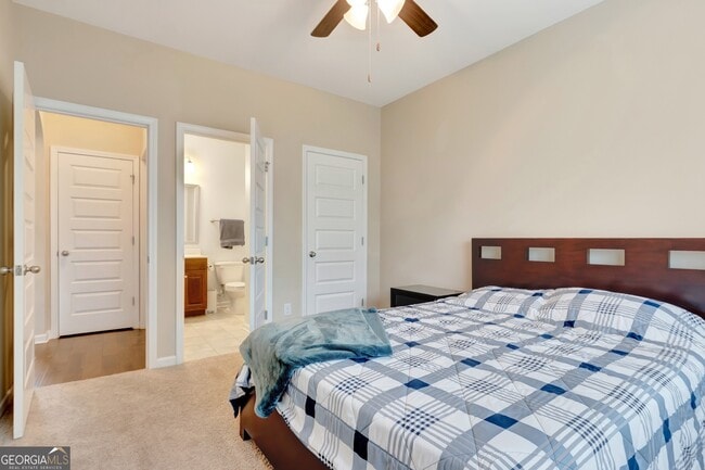 Building Photo - 180 Charleston Dr