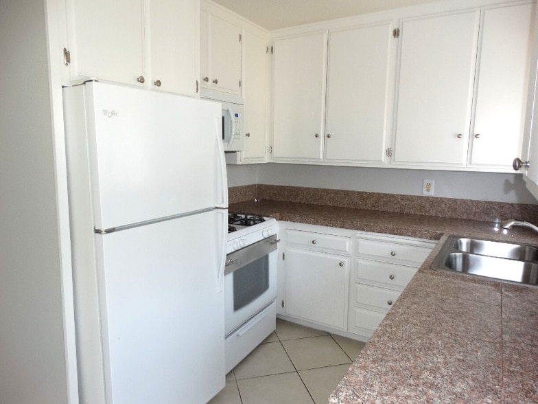 Building Photo - 4020 Mississippi St