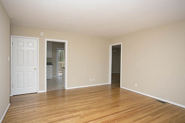 Building Photo - Charming Brick Ranch on a Spacious, Wooded...