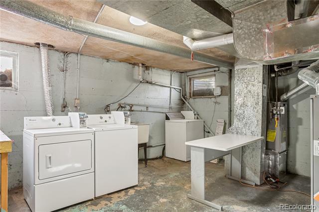 Building Photo - 1713 18th Ave