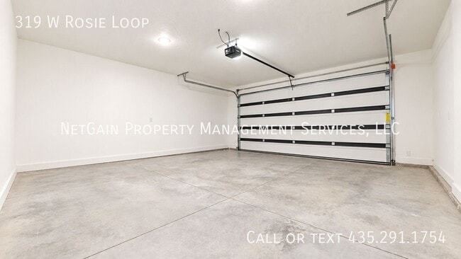 Building Photo - 319 W Rosie Lp