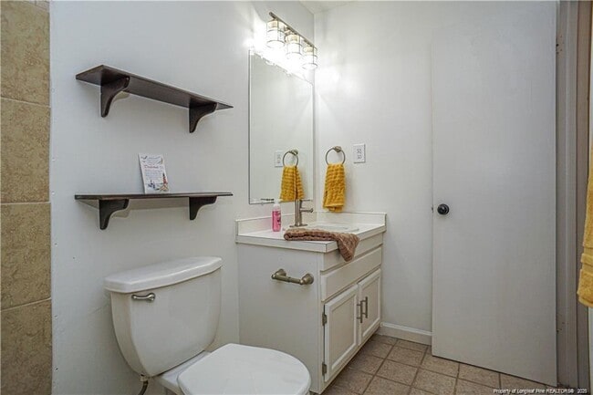 Building Photo - 610 Missenburg Ct