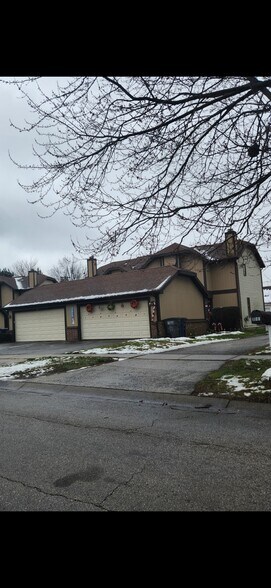 Building Photo - 1144 Country Creek Ln