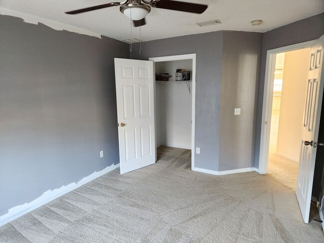 Building Photo - Port St. Lucie Pool Home for rent