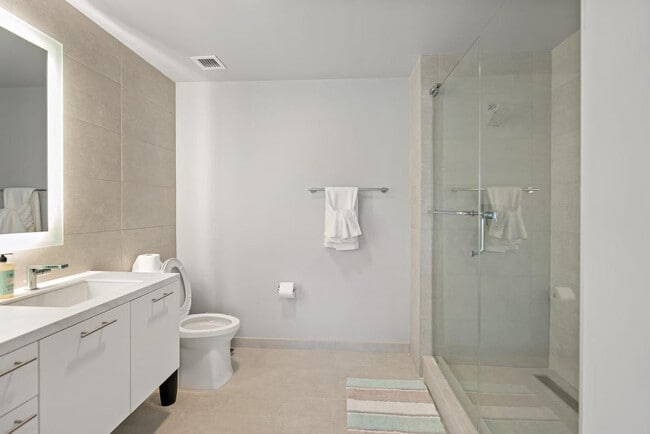 Building Photo - 635 S St NW