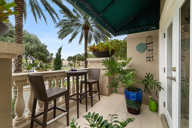 Building Photo - 301 Tarpon Dr