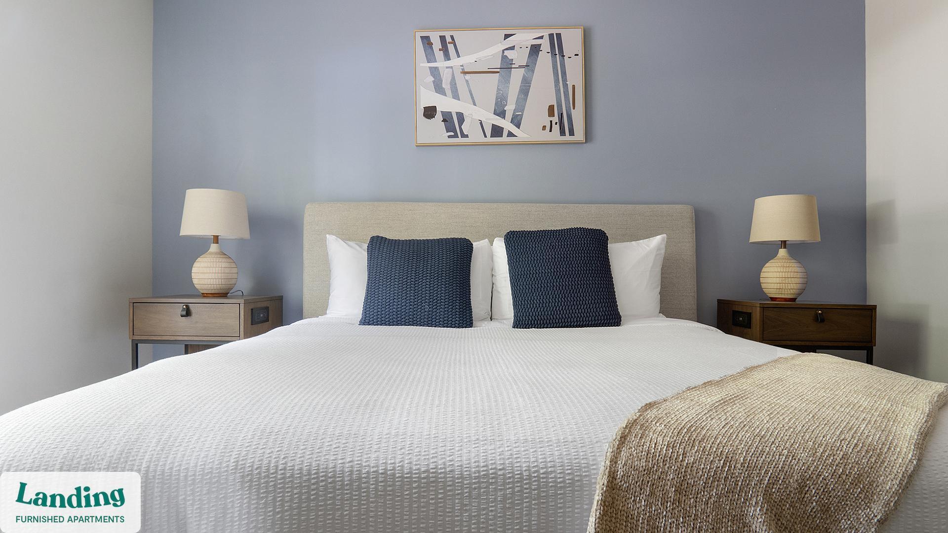 Building Photo - 2000 E Lake Pkwy