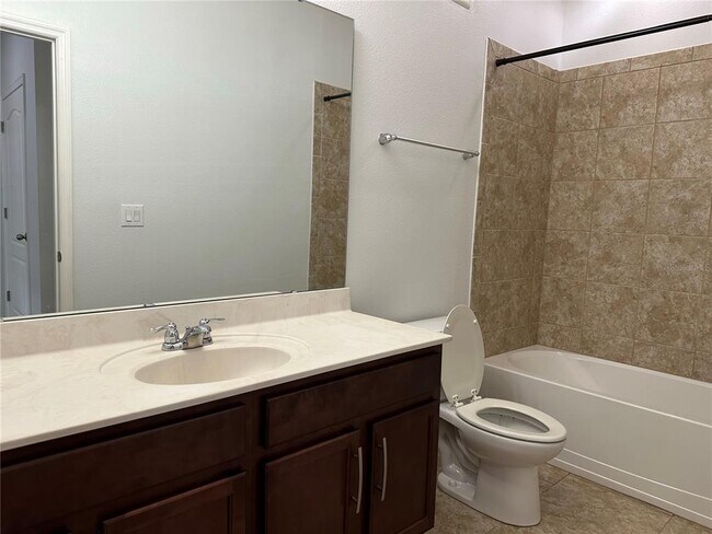 Building Photo - 6568 S Goldenrod Rd
