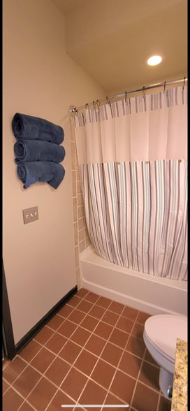 Building Photo - 5300 Peachtree Rd