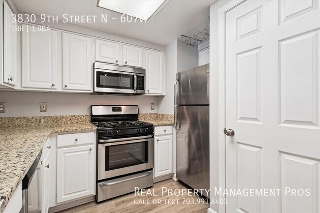 Building Photo - 3830 9th St N