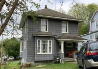 Building Photo - 513 E Ivy St