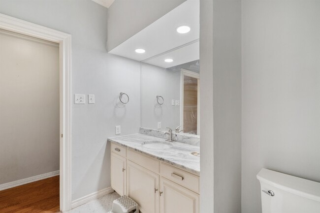 Building Photo - 817 Griner St