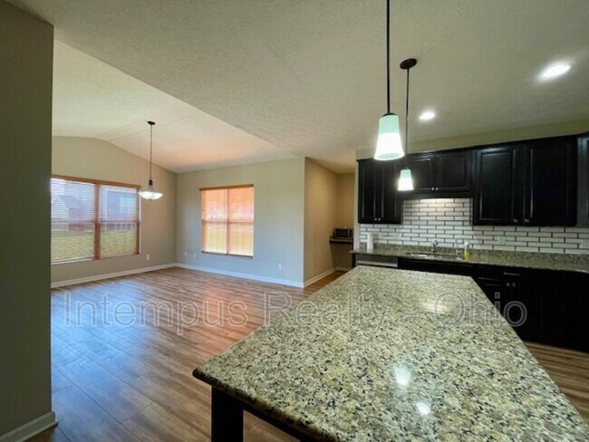 Building Photo - 7311 Blackwell Dr