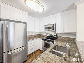 Building Photo - Charming 1-Bed/1-Bath in San Diego Featuri...