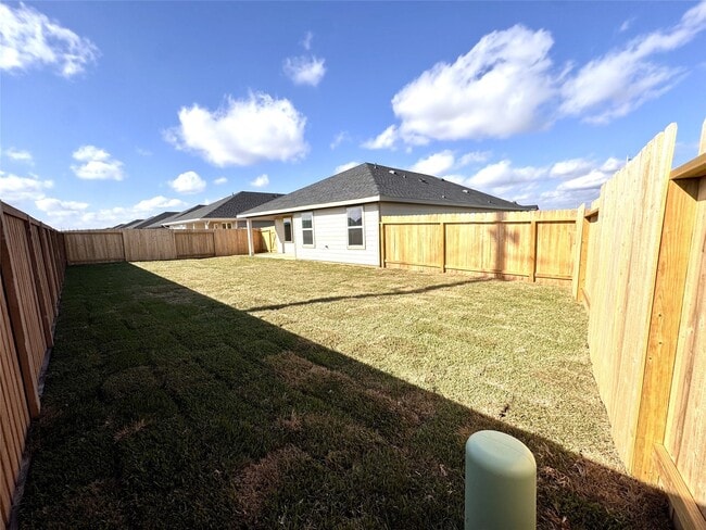 Building Photo - 30407 Carter Cv