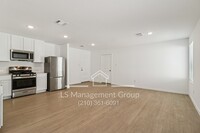 Building Photo - 3618 Amber Glade