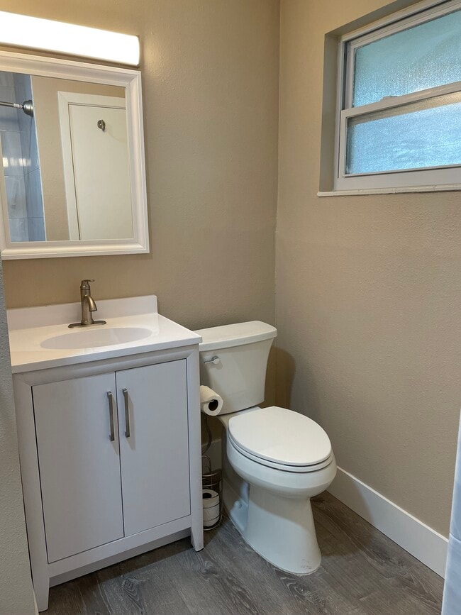 Building Photo - Whitman