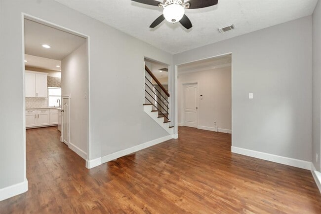 Building Photo - 11634 Peachwood Lake Dr