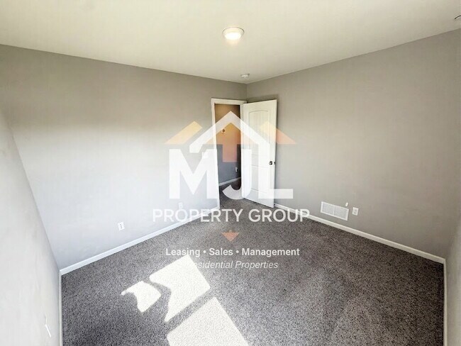 Building Photo - Beautiful 4 Bedroom/ 3.5 Bath Home In Belton!