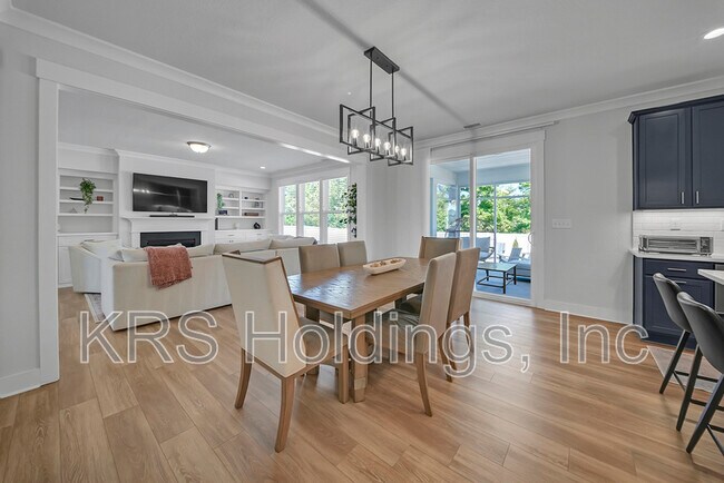 Building Photo - 629 Hayes Dr
