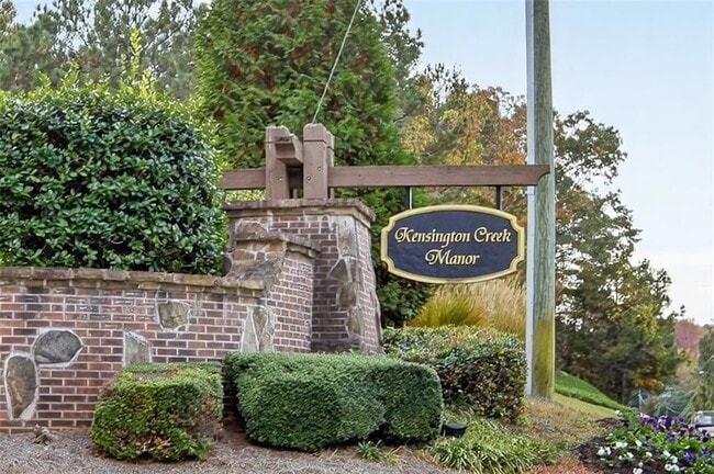 Building Photo - 267 Collingsworth Trace NE