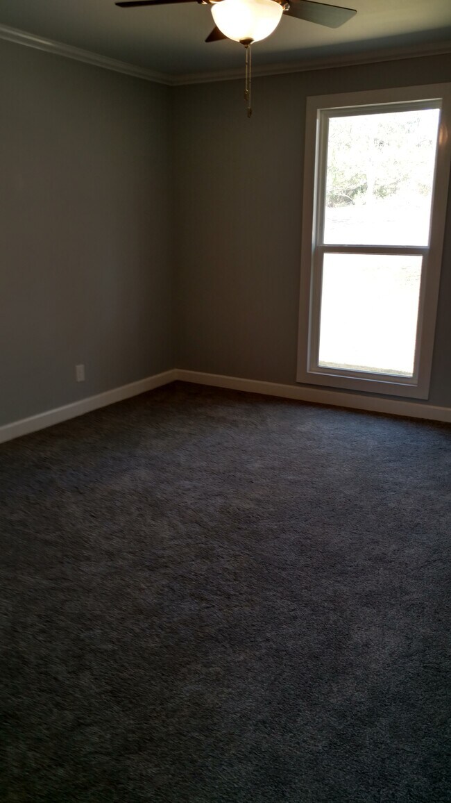 Building Photo - 601 W Tennessee Ave