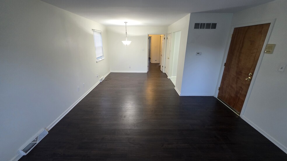 Living room facing dining - 44 S Lansdowne Ave