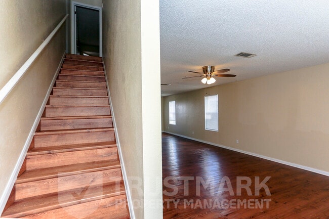 Building Photo - 3103 Courtney Ln