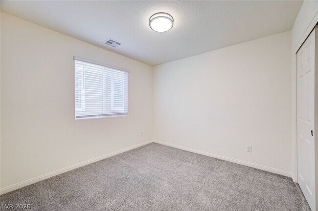 Building Photo - 185 Lilt Ave