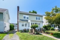 Building Photo - 22 Meeker Pl